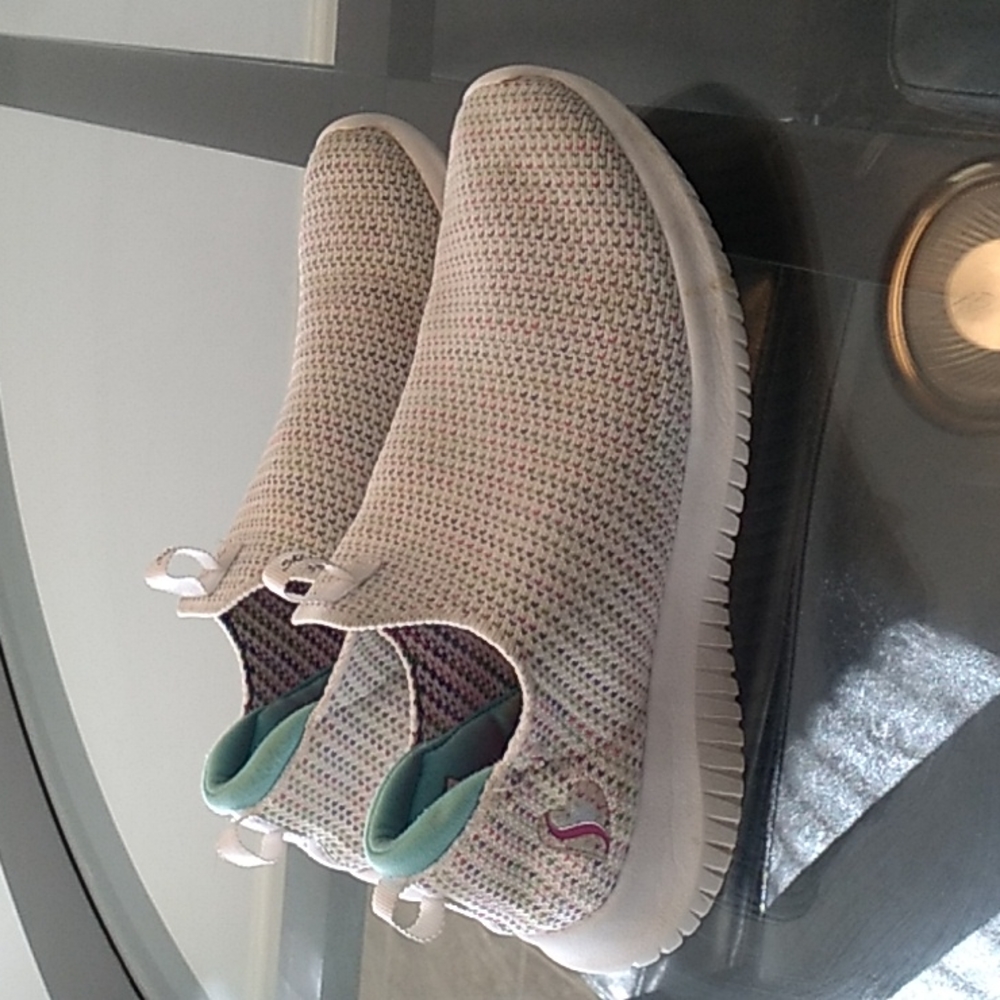 Girls slip on